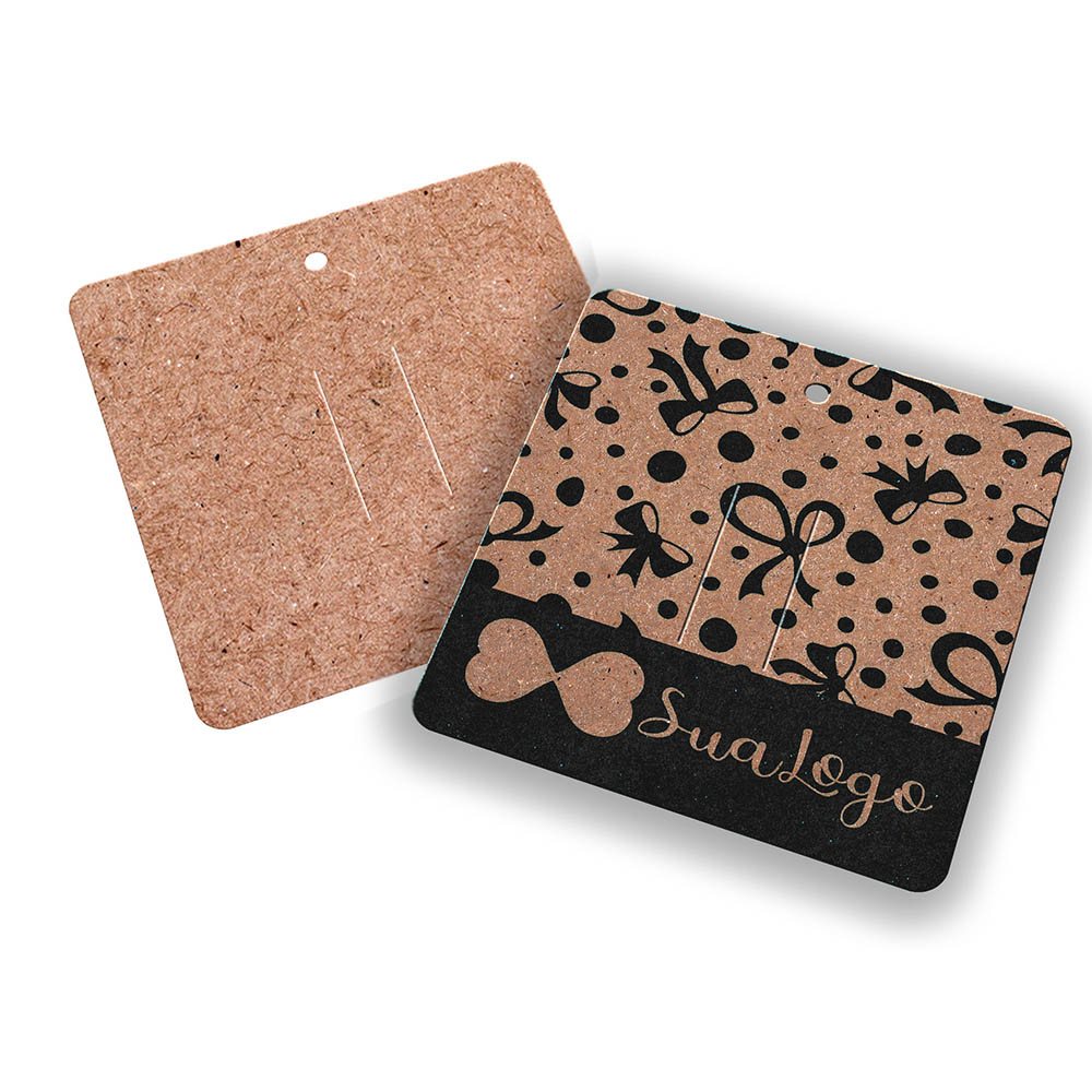 Tags — Tags especiais — Kraft 250g — Sem laminacao e sem verniz — Sem verniz — 91x102mm